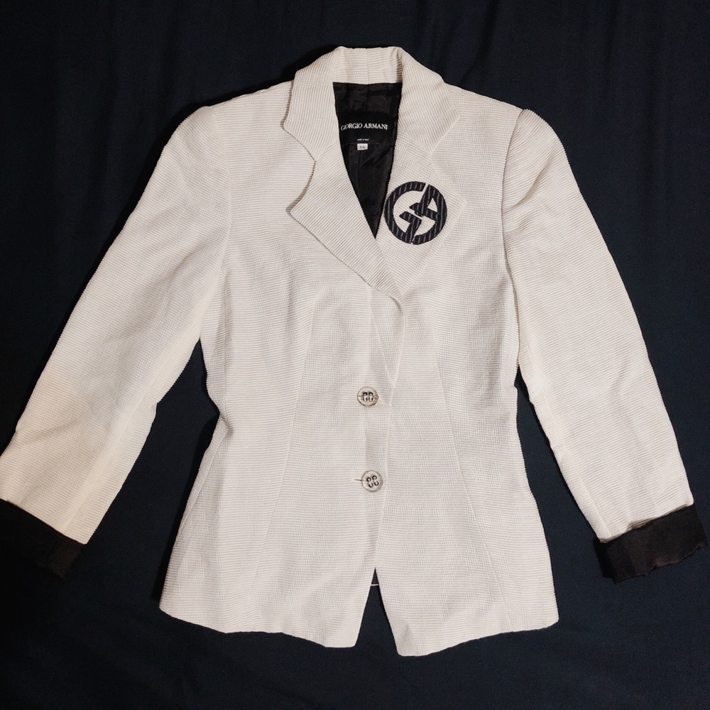 Giorgio Armani Fitted White & Black Blazer